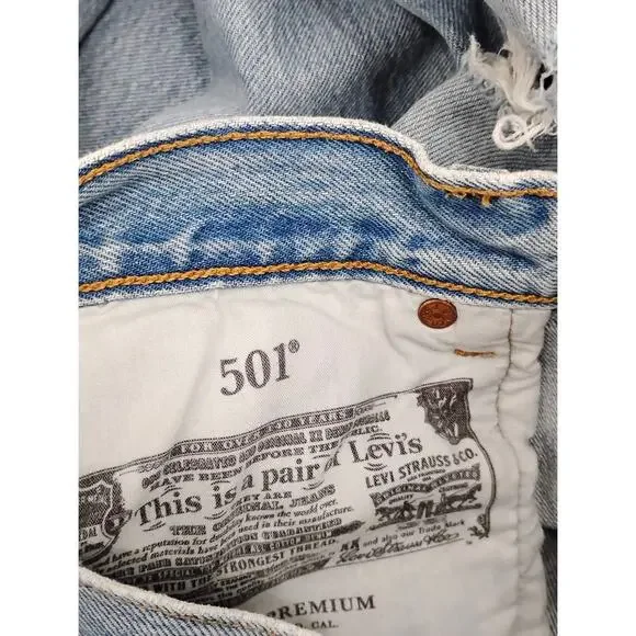 Levis 501 Crop Jeans - Picture 4 of 5